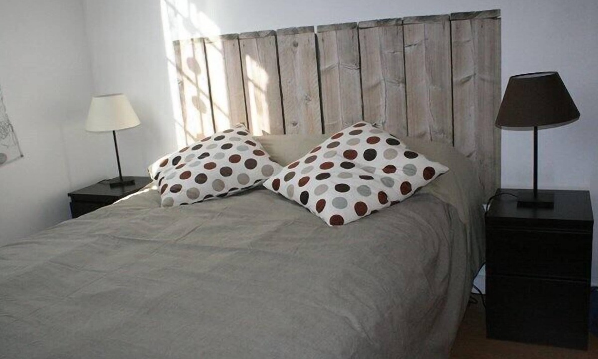 Dompierre-sur-Mer Apartment | Gîte les Dimeries - La Rochelle holiday home for 2 persons. with garden.