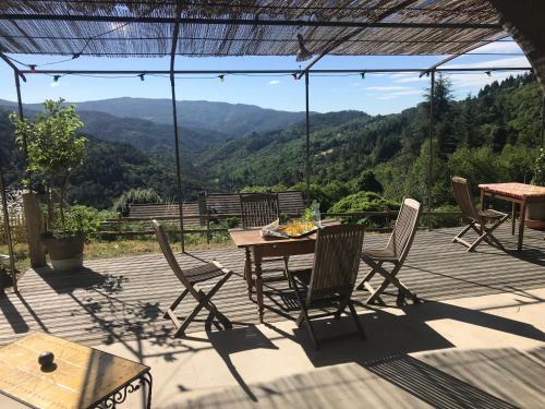 Saint-Germain-de-Calberte Apartment | Gite très belle vue au cœur des Cévennes