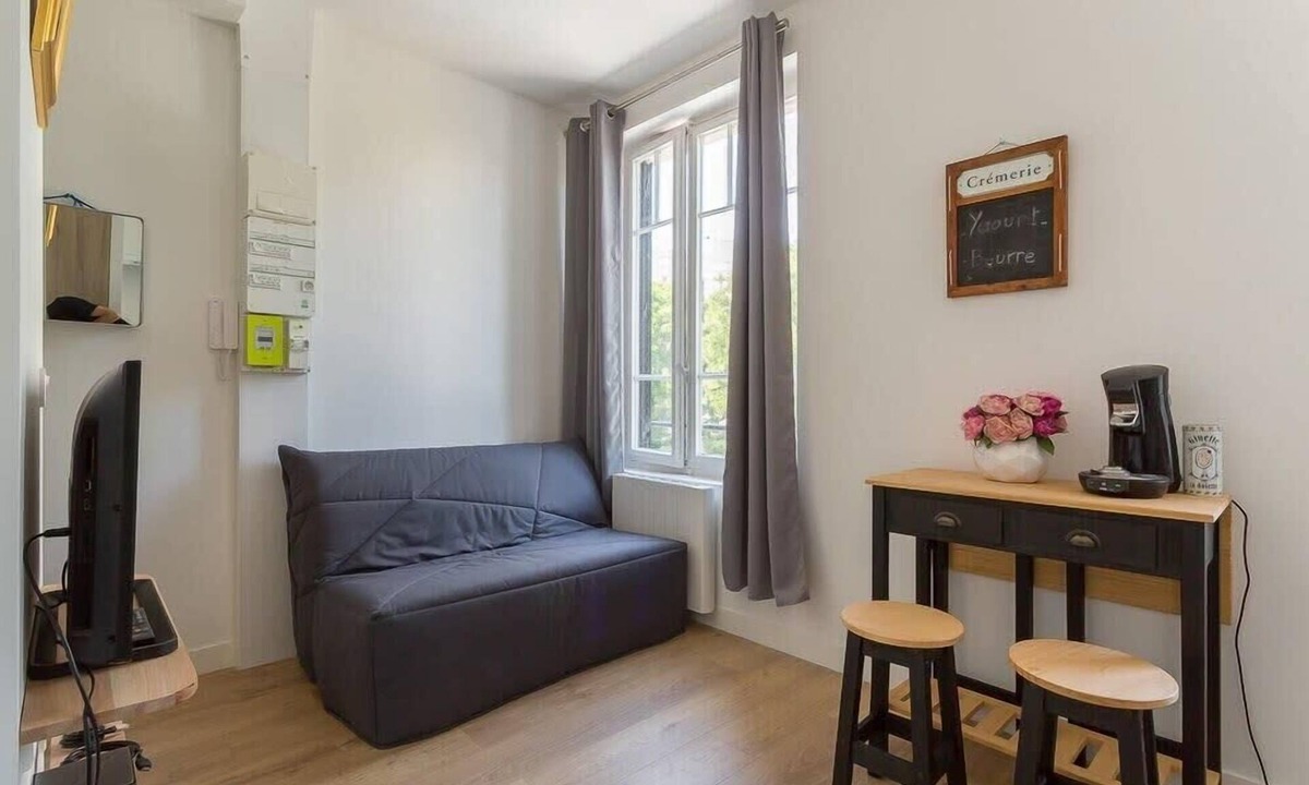 7th Arrondissement Apartment | Gouy's studio - close to subway