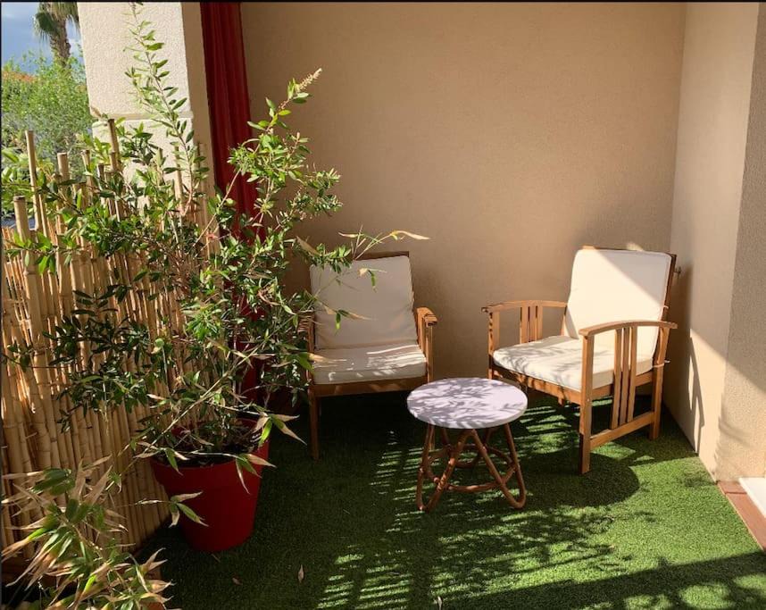 La Bouverie Apartment | Grand studio avec coin nuit, proche mer et montagnes