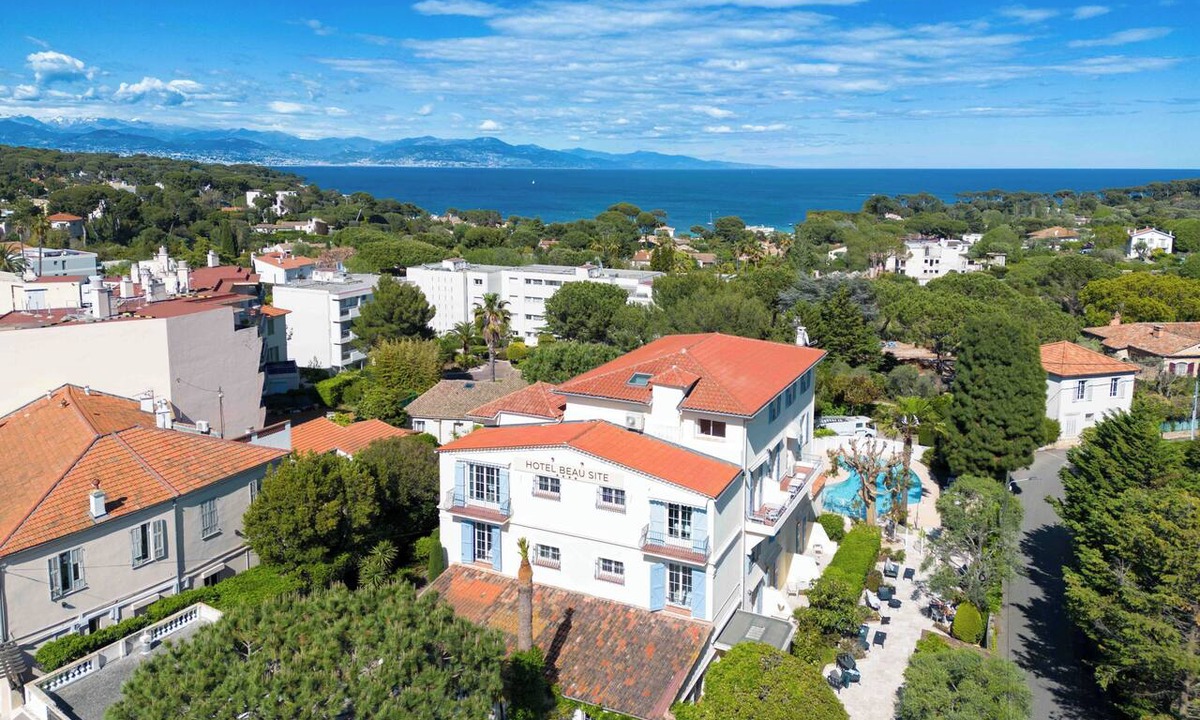 Cap-d'Antibes Hotel | Hôtel Beau Site - Cap d'Antibes