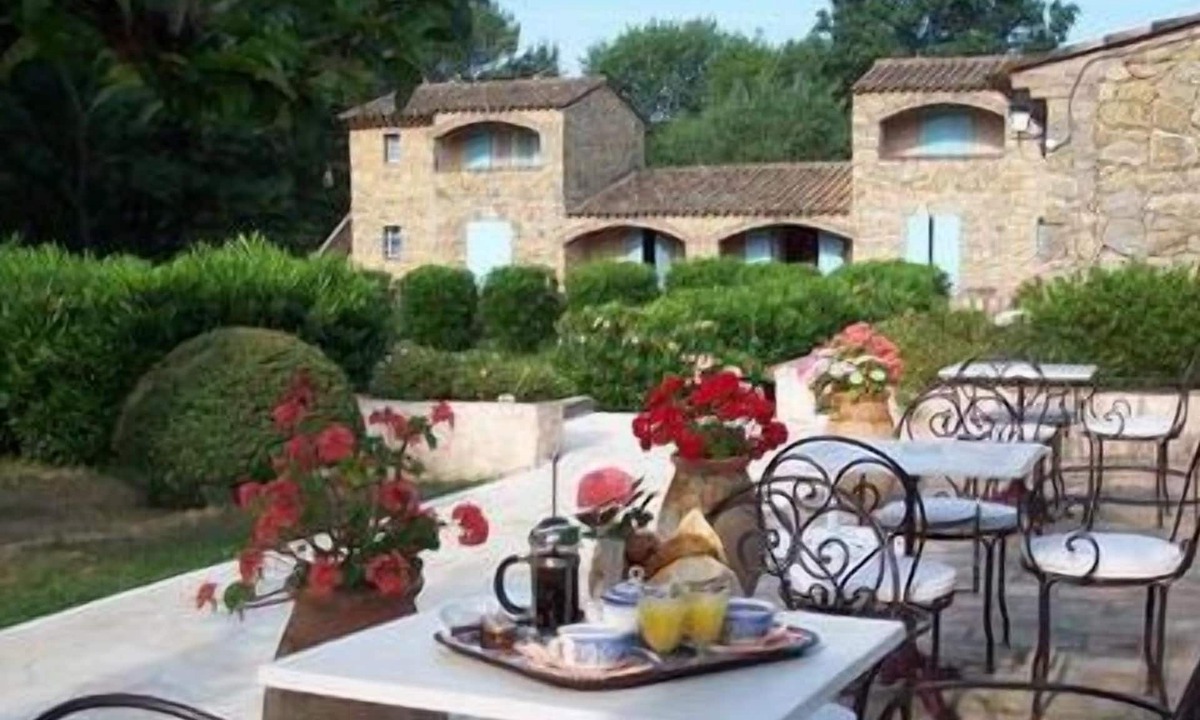 Grimaud Hotel | Hôtel La Pierrerie