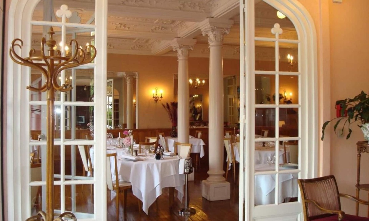 La Bourboule Hotel | Hôtel Régina