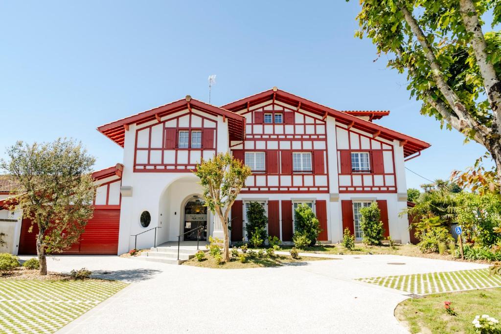 Ustaritz Hotel | Hôtel Villa Maïtia