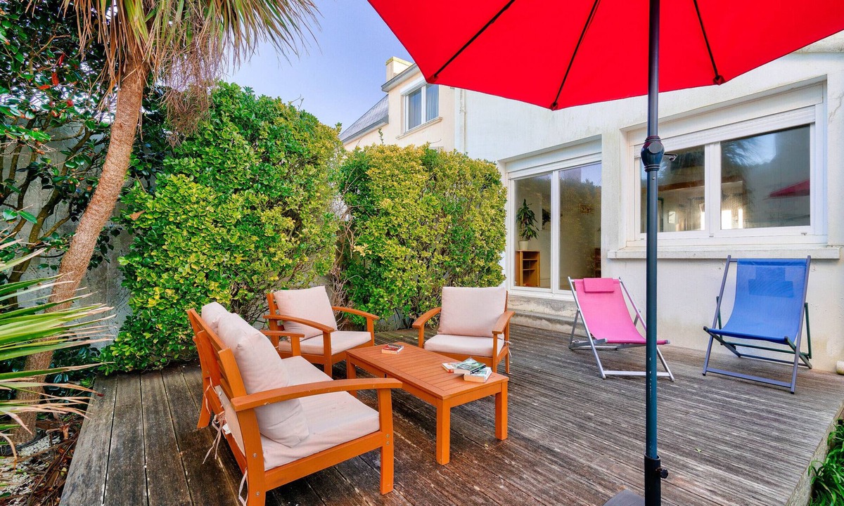 Plobannalec-Lesconil House | Harbour view - House for 10 with garden