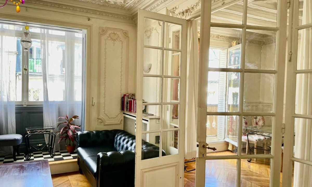 Quartier Saint-Georges House | Haussmann Opera Penthouse130M2 Exclusive full 4floors Stone Balcony (4 bedrooms)