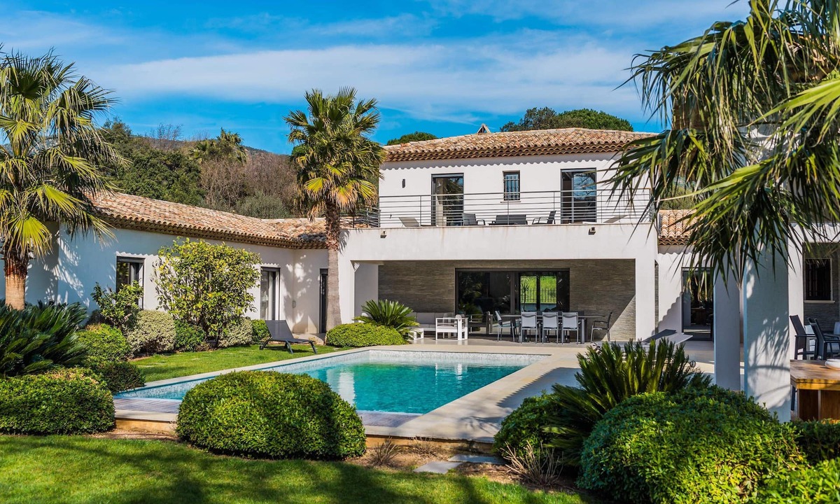 Plan-de-la-Tour Villa | High-end villa with heated outdoor pool and heated indoor pool St Tropez