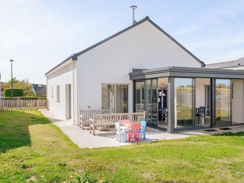 Beaussais-sur-Mer House | Holiday Home Bol d'Air by Interhome