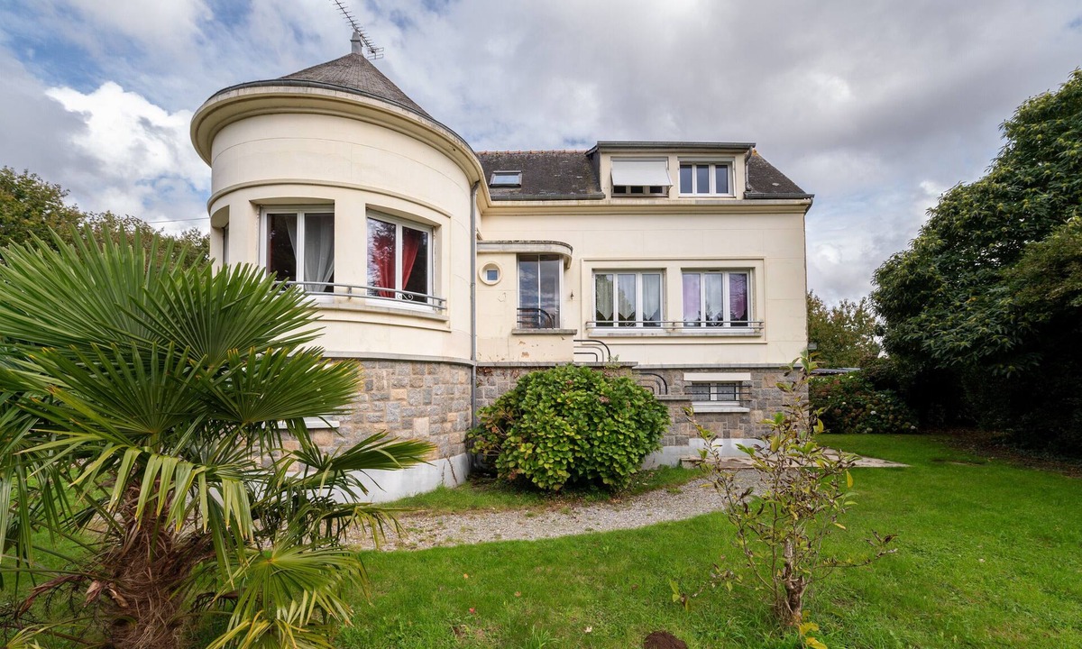La Chapelle-Caro House | Holiday Home 'Maison Dans Le Morbihan' with Private Garden