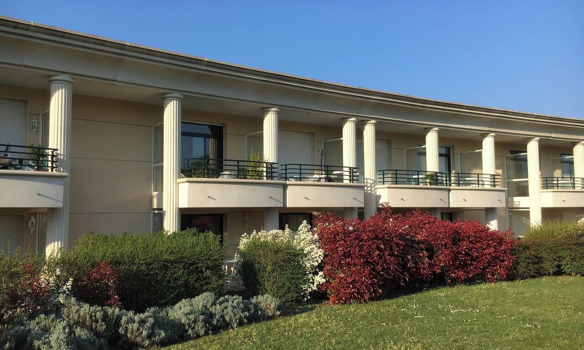 Saint-Andre-des-Eaux Apartment | Homerez - Apartment in Saint-André-des-Eaux