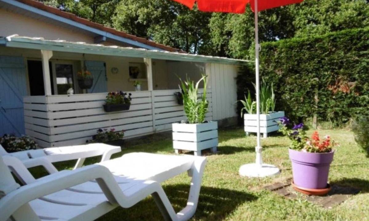 Cassen Apartment | Homerez - Cassen Apt, parking incl.