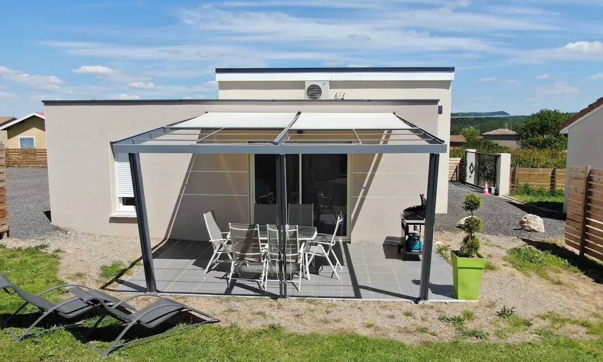 Chateauneuf-de-Galaure House | Homerez - House in Châteauneuf-de-Galaure