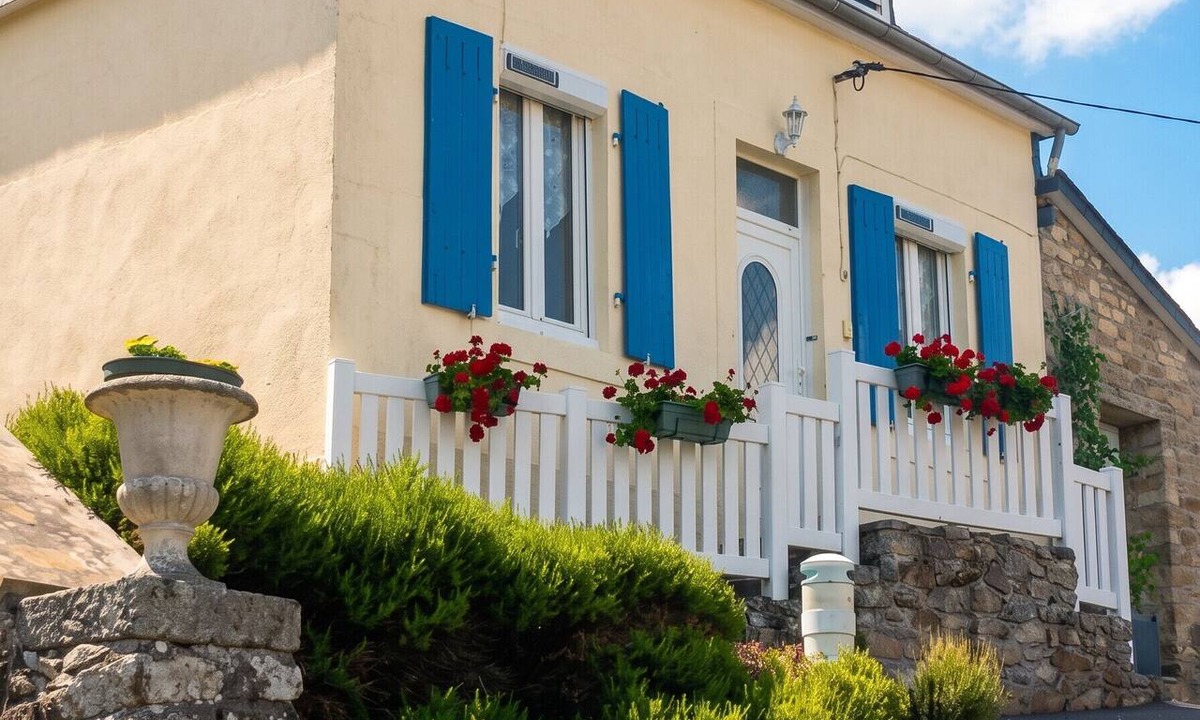 Chateaulin House | Homerez - House in Châteaulin.