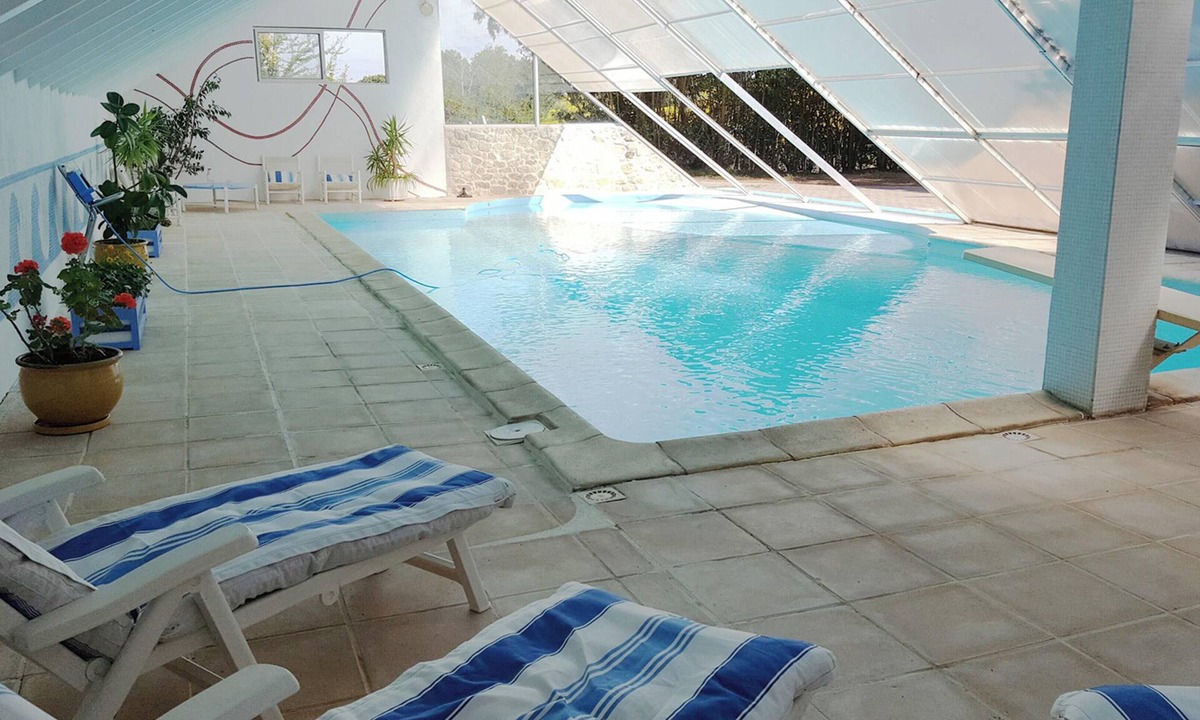 Crastes House | Homerez - Villa in Crastes with pool