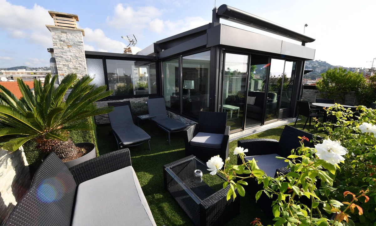 Cannes City Centre Hotel | Hotel De Provence
