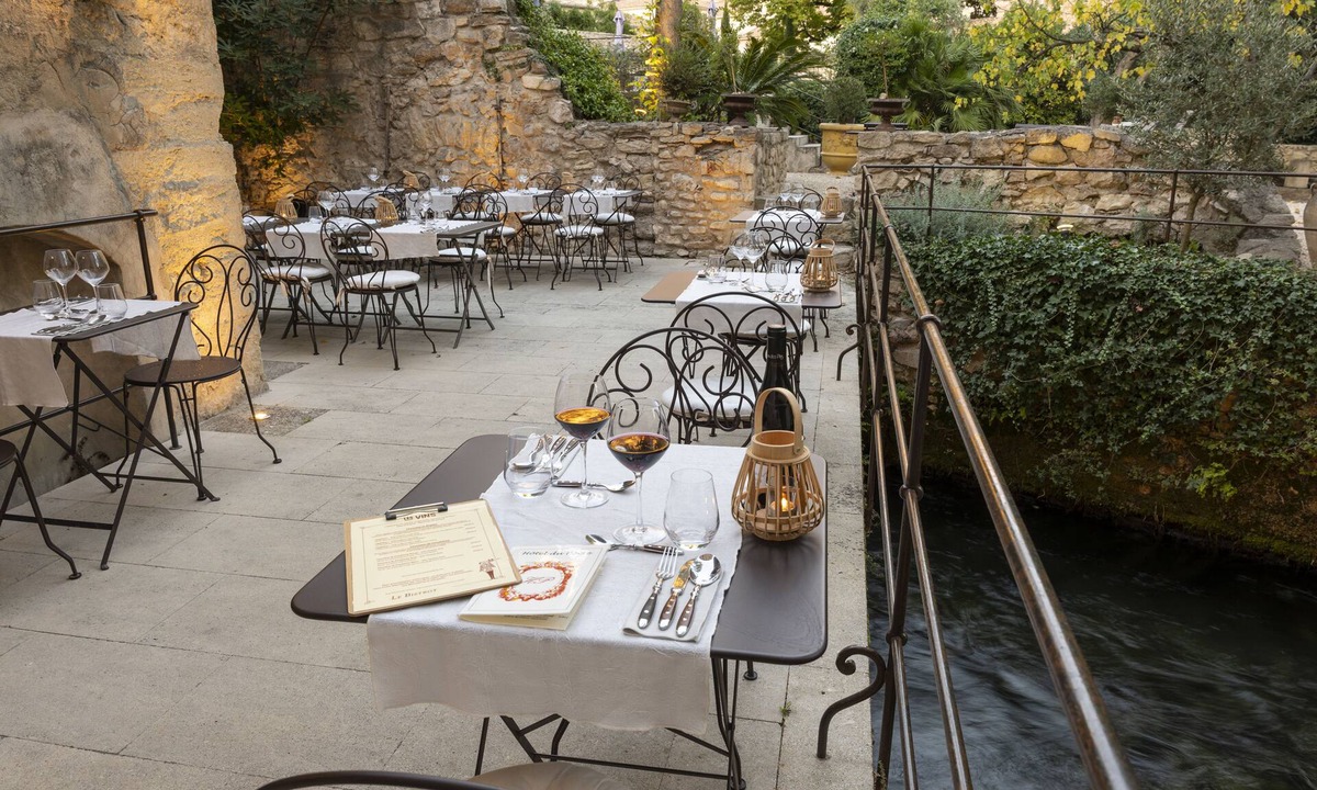 Fontaine-de-Vaucluse Hotel | Hotel du Poète