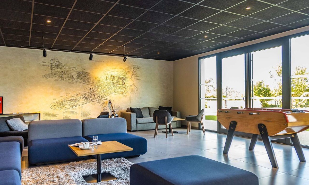 Marignane Hotel | Ibis Marseille Marignane Technopole