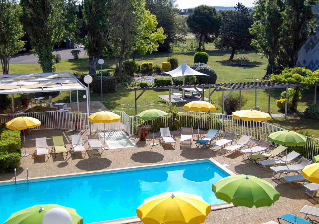 Vitrolles Hotel | ibis Styles Marseille Aéroport