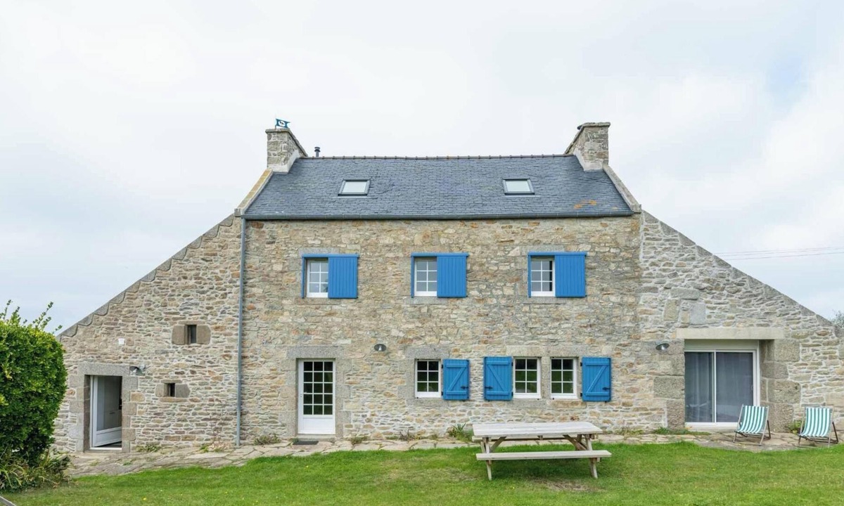 Lampaul-Ploudalmezeau Ski Chalet | Kerdibis - Charming Britain house near the sea