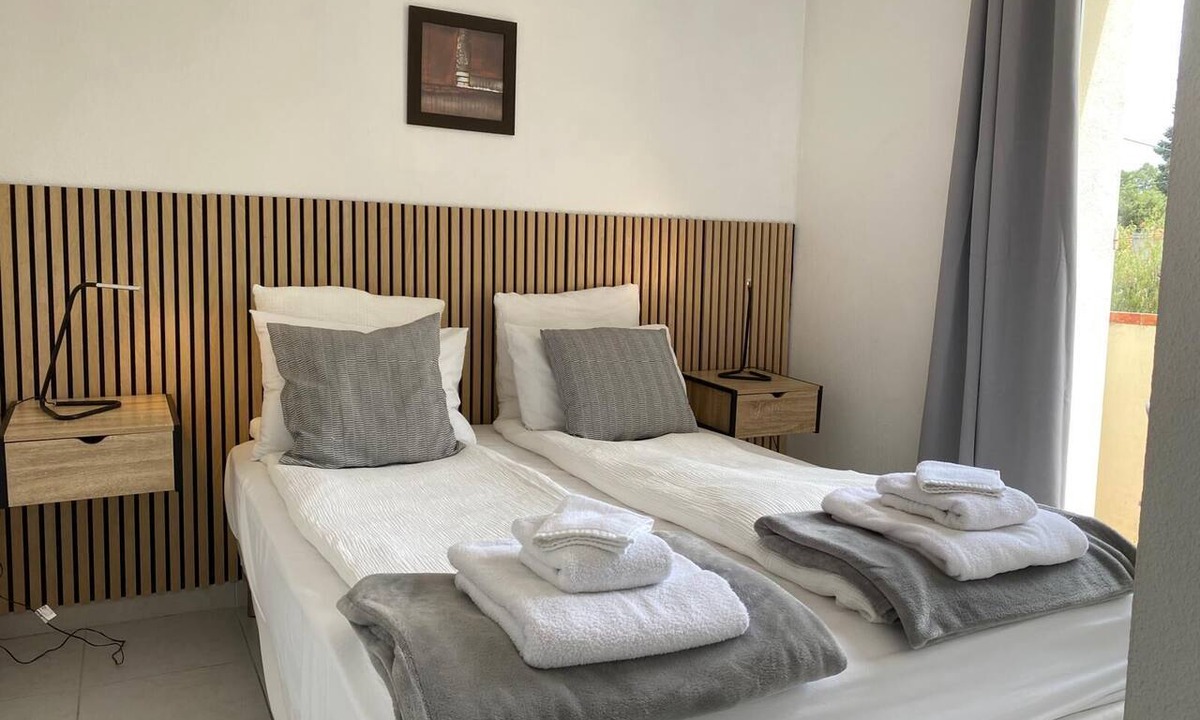 Prado - Republique Apartment | Kimi Résidence
