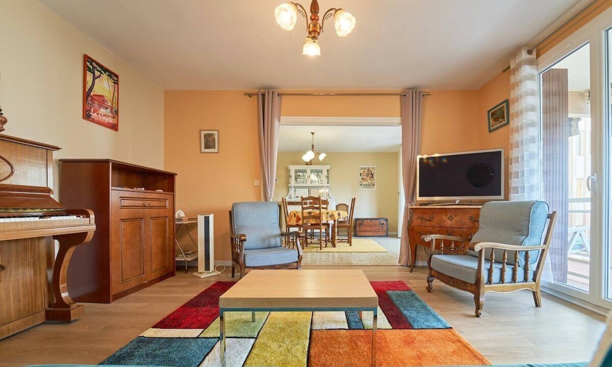 Toulon Apartment | L'Eau vive - Spacious apartment in Toulon