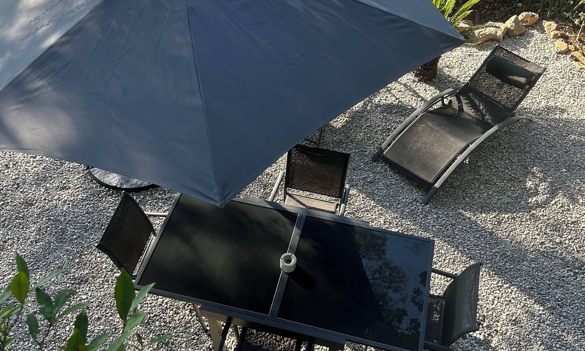 Valescure Apartment | L'instant studio garden level sleeps 4