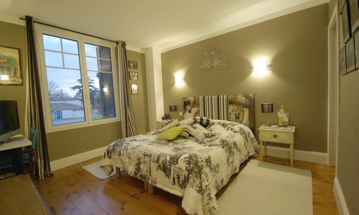 Valence Bed & Breakfast | L'Oustalet D'Anicette