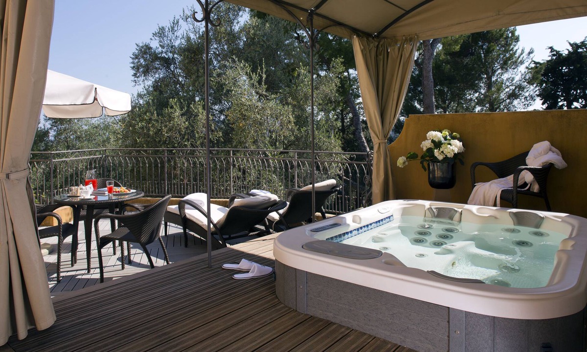 Grasse Hotel | La Bastide Saint Antoine