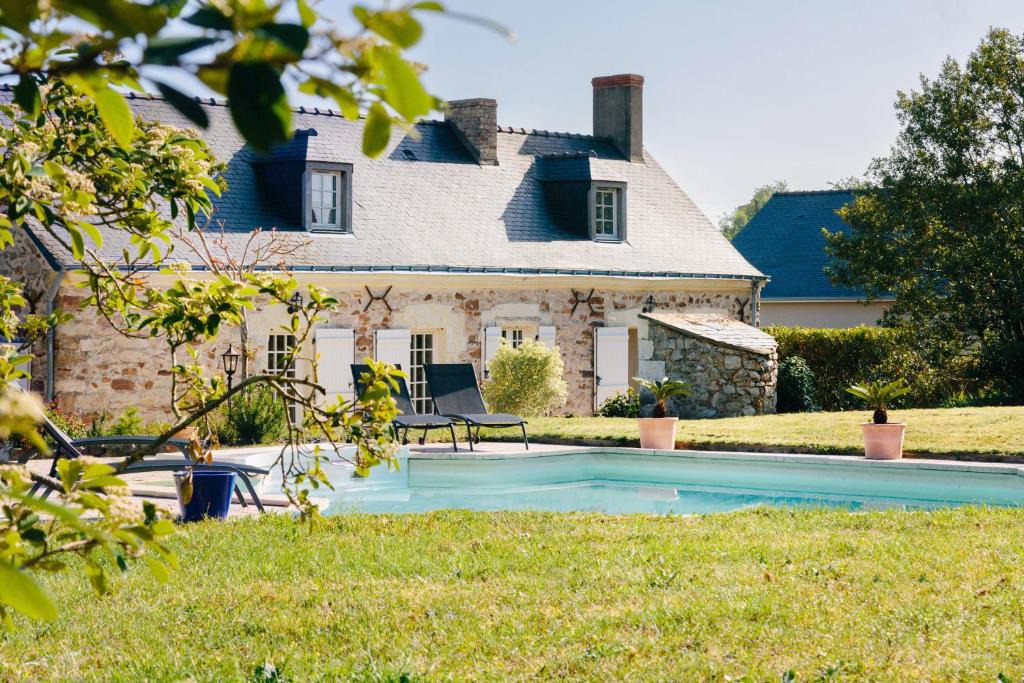 Blaison-Gohier House | La Boire Bavard
