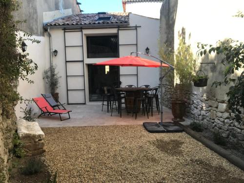 Cereste House | La Bourgade