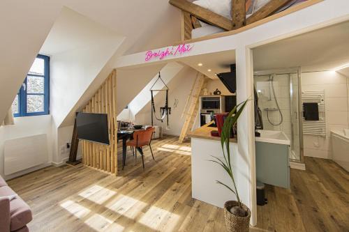 Josselin Apartment | La Breizh moi Balnéo Love Room