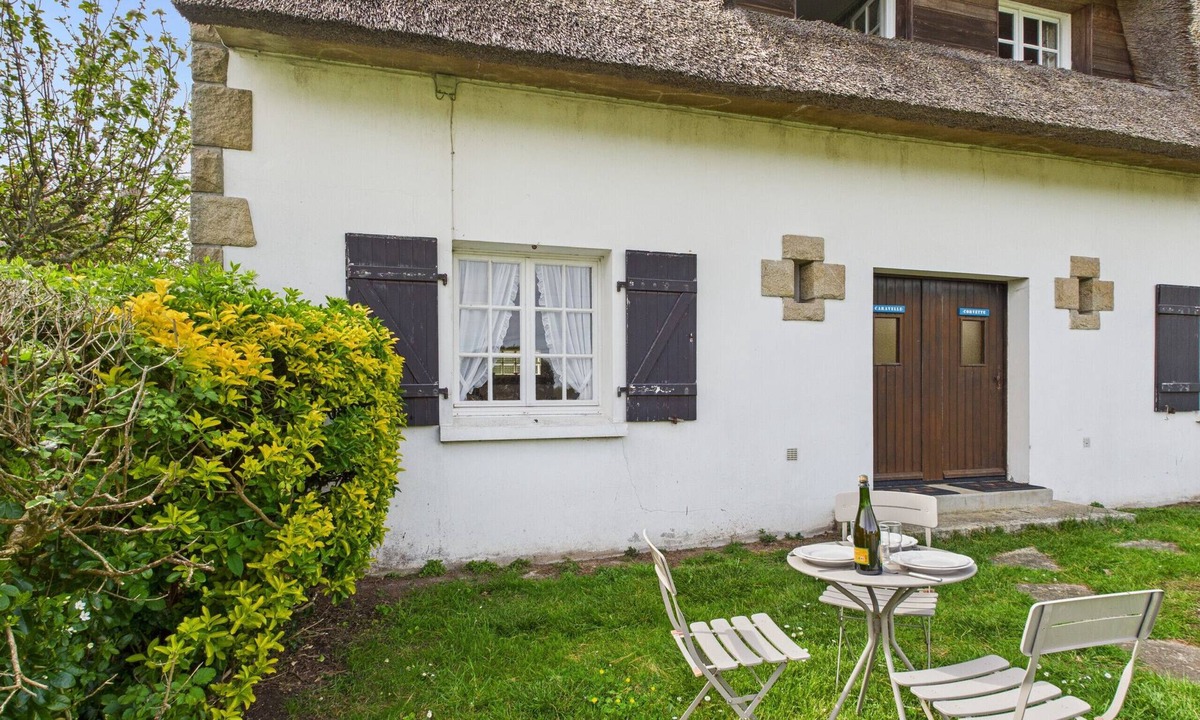 Guilvinec Ski Chalet | La Caravelle – Accommodation for 3 in a Cottage