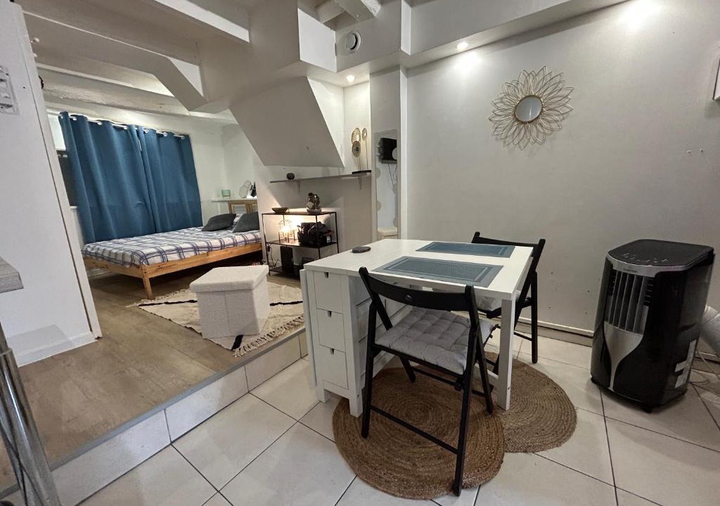 La Garde Apartment | La Garde Studio centre historique, proche plage, climatisation, fibre