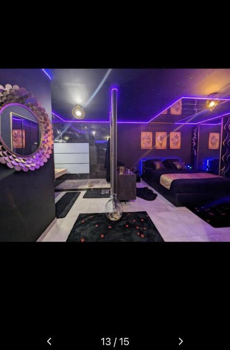 Moyen-Vernet Apartment | La Gold Room jacuzzi et sauna