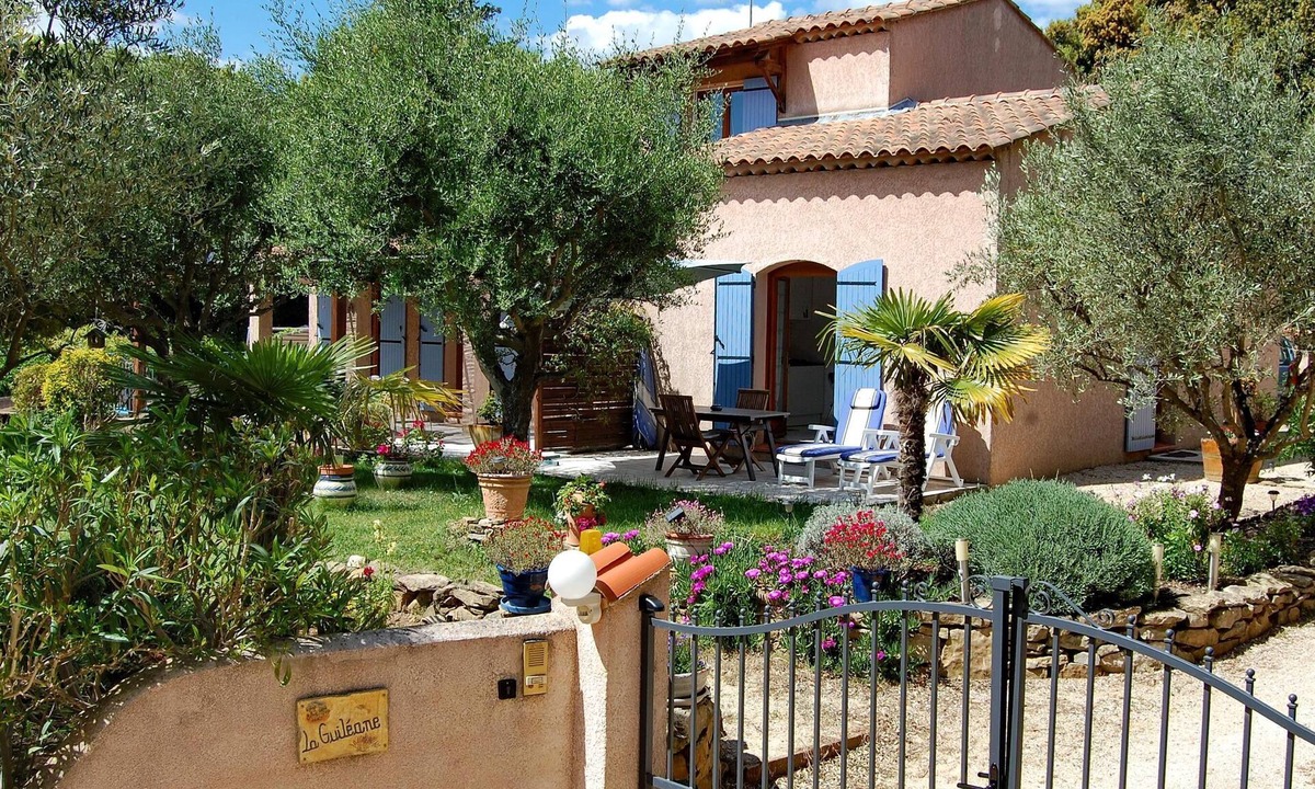 Ceyreste Apartment | La Guiléane charming rental in Provence Cassis La Ciotat