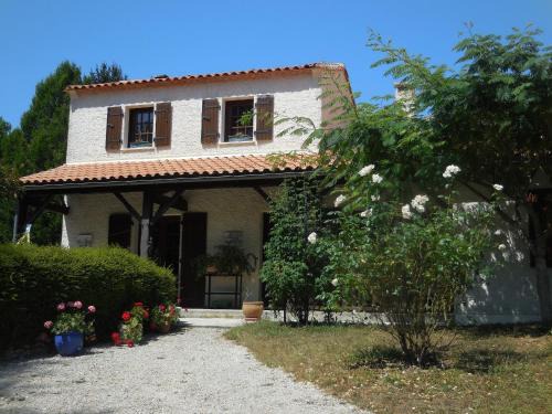 Le Pontaroux Bed & Breakfast | La Madriguera Accommodation