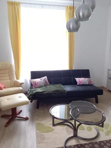 La Feuillee House | La maison de Yo