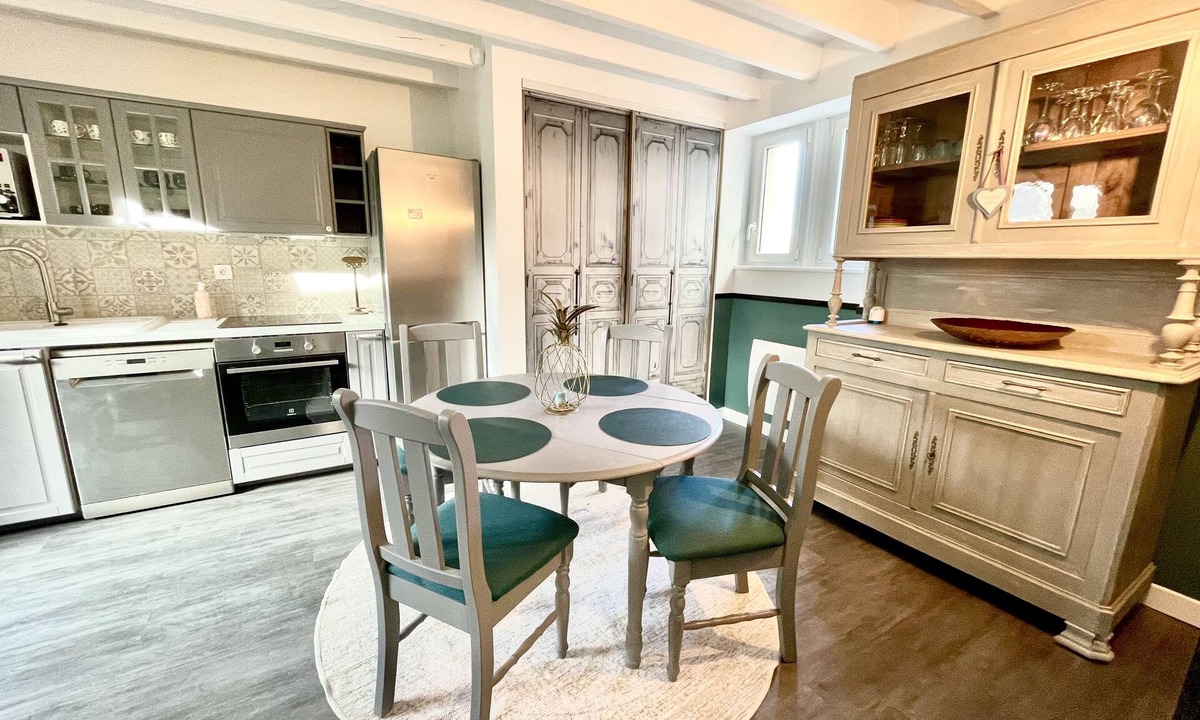 Binic-Etables-sur-Mer House | La maison du Phare: Beaches and shops on foot