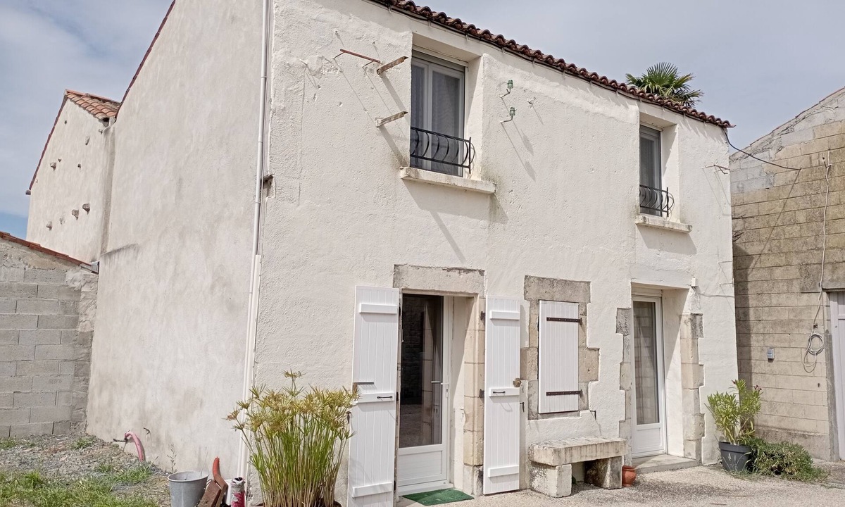 L'Ile-d'Elle House | La Nellezaise