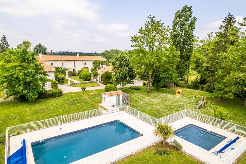 Ronsenac House | La petite Maison