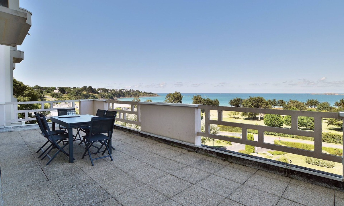 Saint-Cast-le-Guildo Apartment | La Terrasse de Pen-Guen - Vue Mer