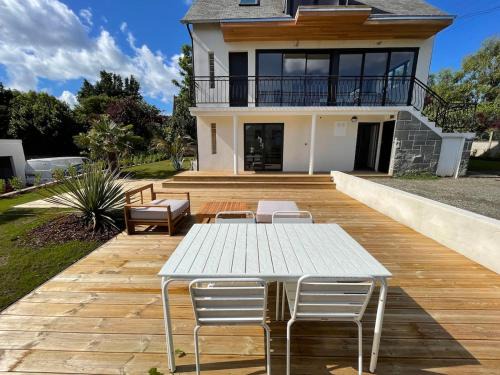 Binic House | Large family home in Binic for 12 people
