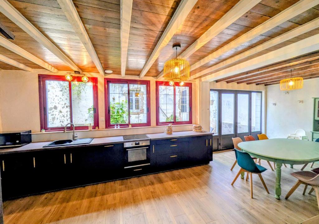 Mauleon House | Laroseliere