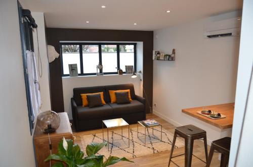 La Demi - Lune Apartment | Le Burlat - Studio - Lyon - Tassin