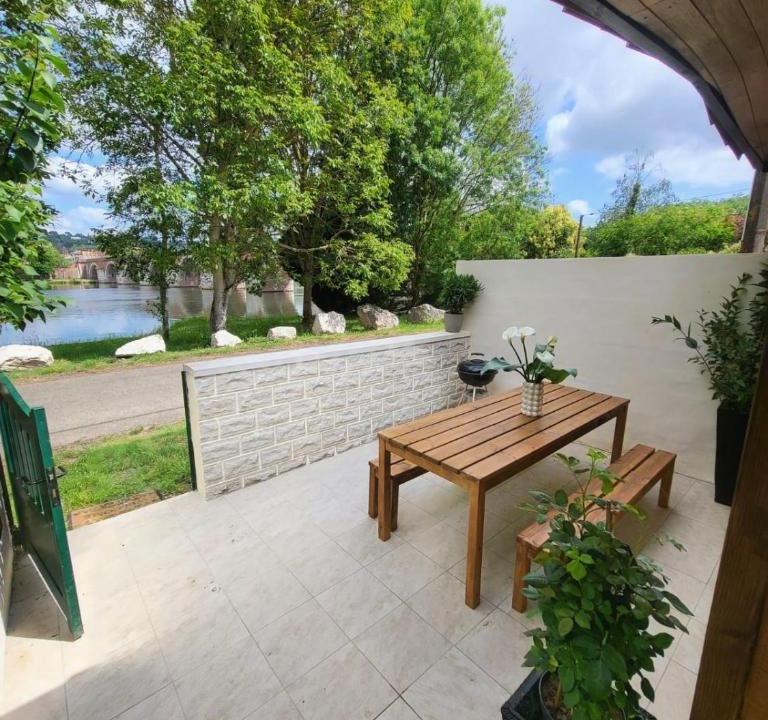 Moissac House | Le Chalet de Moissac