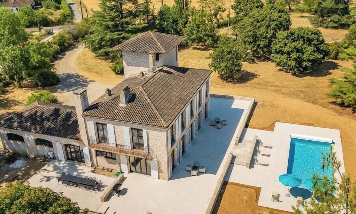 Saint-Sulpice House | Le Clos des Bordes - Family Home