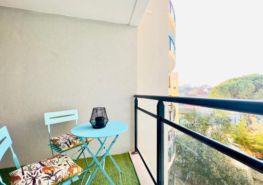 Prado - Republique Apartment | Le Cocon - 2 pièces centre Cannes - Terrasse