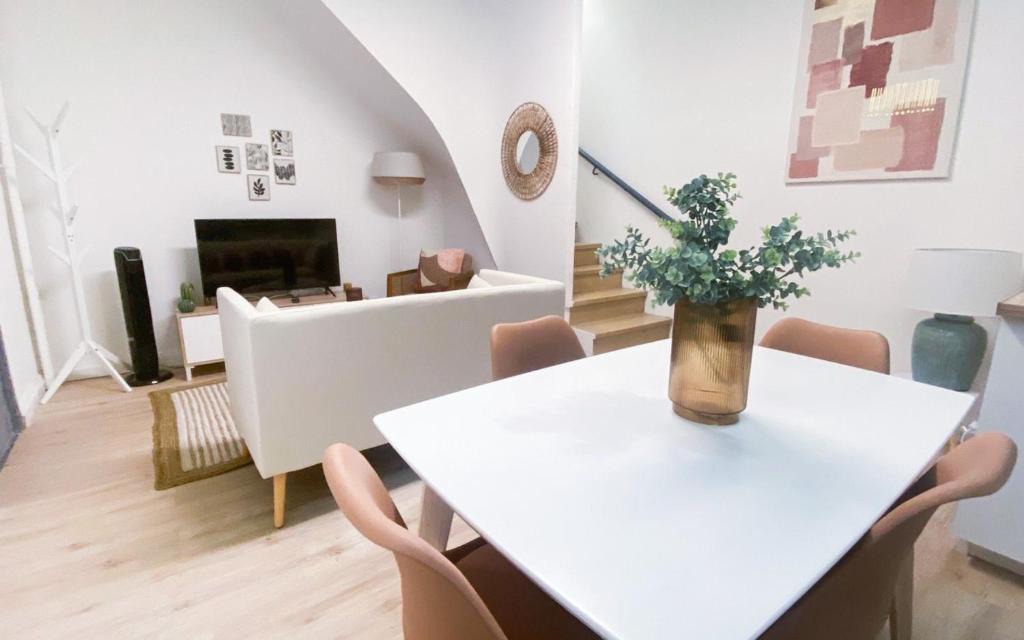 Noailles Apartment | "Le Cocon" Joli duplex à 5mn du Vieux Port