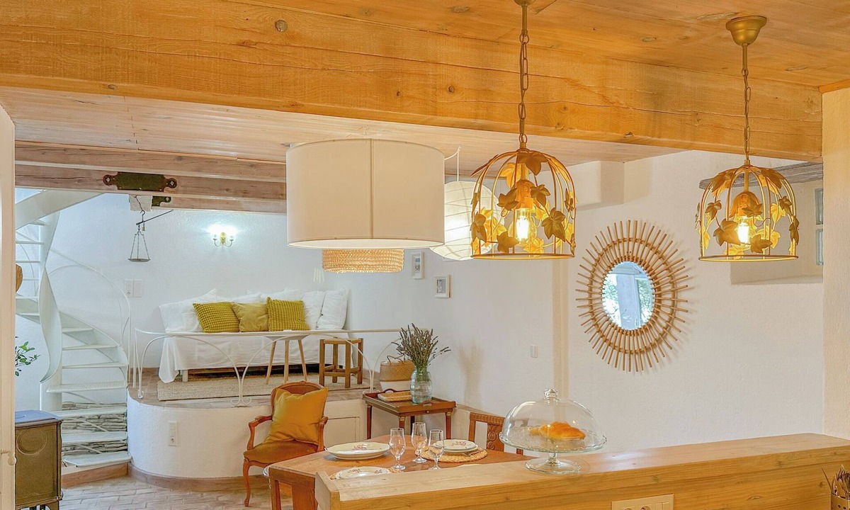 Puimoisson House | Le Cocon. Village house in Provence