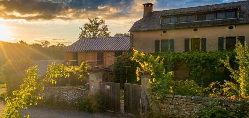 Saint-Cernin-de-Larche Apartment | Le Loft de l'auberge du Lac Noir